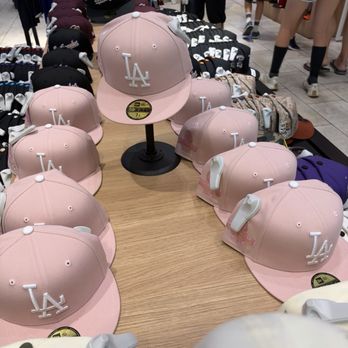 Lids HD - Date Nights Display - Hats Near Me - Cerritos, California