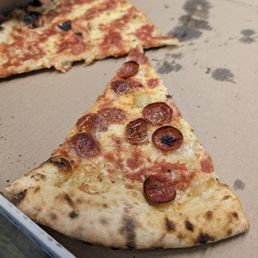 Pepperoni pizza