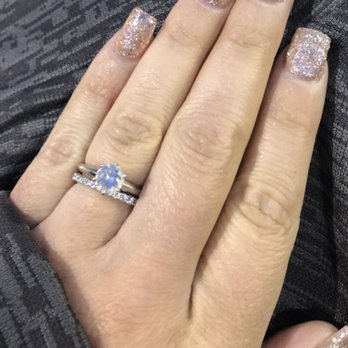 Vivian Nails & Spa - Nail Salons Near Me - Bloomfield, New Jersey