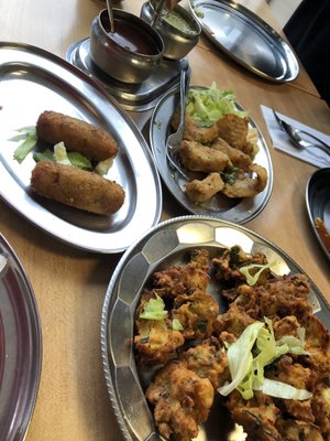 Malhi Sweets Restaurant et Sucreries by null