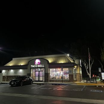 Taco Bell - Live Más Café - Outside - Fast Food Near Me - El Cajon, California Taco Bell - Live Más Café - Outside - Fast Food Near Me - El Cajon, California
