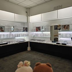 LensCrafters - Men's styles...