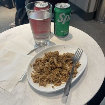 The Club MSY - Jambalaya - Airport Lounges Near Me - Kenner, Louisiana The Club MSY - Jambalaya - Airport Lounges Near Me - Kenner, Louisiana