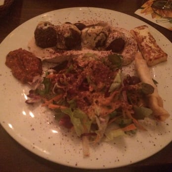 Marral - Falafel plate - my perfect meal - Middle Eastern Near Me - Berlin, BE