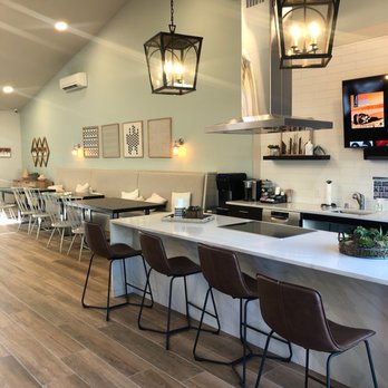 Hearth Apartment Homes - Cozy clubhouse with water and coffee bar - Apartments Near Me - Vancouver, Washington Hearth Apartment Homes - Cozy clubhouse with water and coffee bar - Apartments Near Me - Vancouver, Washington