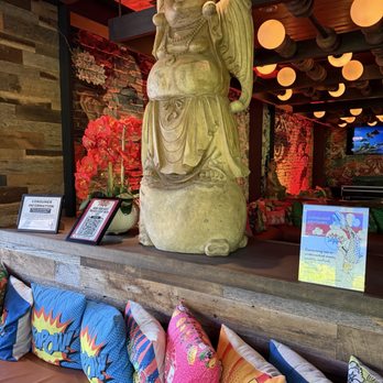 Kapow Noodle Bar - Asian Fusion Near Me - Boca Raton, Florida