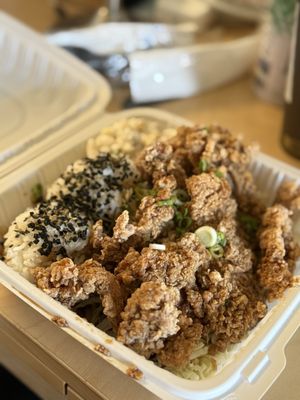 Diamond Head General Store by null