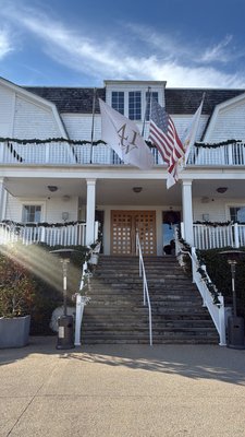 Forty 1° North by null