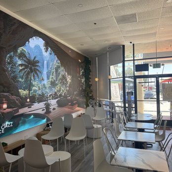 Before n After - lots of seating - Coffee & Tea Near Me - La Palma, California