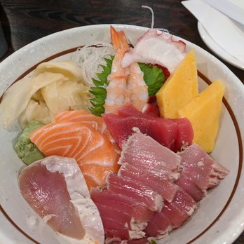 Chobop - chirashi bowl - Sushi Bars Near Me - Costa Mesa, California