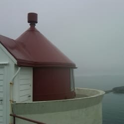 Fjøløy Fyr / Fjøløy Lighthouse