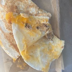 CHICKEN AND CHEESE QUESADILLA