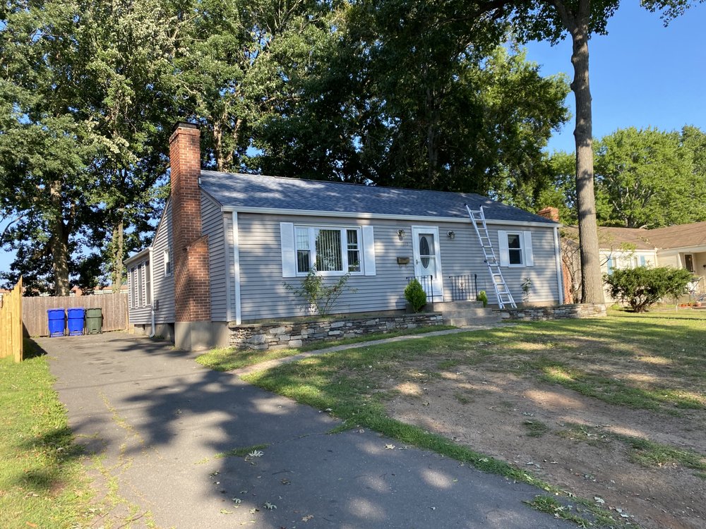 RES - Vest - mold inspector in Berlin, CT