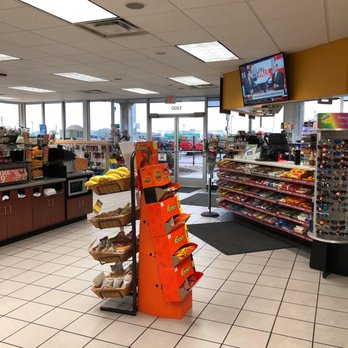 Motomart - the inside of a grocery store - Convenience Stores Near Me - Perryville, Missouri Motomart - the inside of a grocery store - Convenience Stores Near Me - Perryville, Missouri