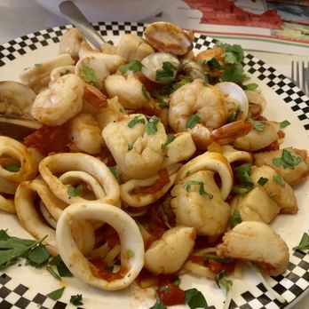 Ferrari's Ristorante - Italian Near Me - Schenectady, New York