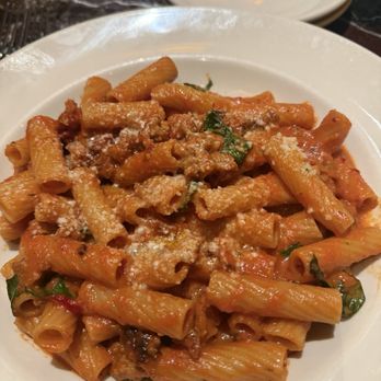 Grand Lux Cafe - Spicy Rigatoni Vodka Pasta - Desserts Near Me - Las Vegas, Nevada