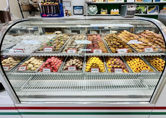 Moio's Italian Pastry Shop by null