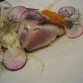 Le Dauphin - Fresh first course salad. - Soup Near Me - Paris, 75 Le Dauphin - Fresh first course salad. - Soup Near Me - Paris, 75