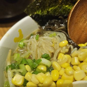 KINTON RAMEN QUEEN & SPADINA - corn, broccoli, and noodles - Ramen Near Me - Toronto, Ontario KINTON RAMEN QUEEN & SPADINA - corn, broccoli, and noodles - Ramen Near Me - Toronto, Ontario