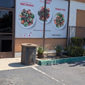 Flame Broiler - Protein choices at Flame Broiler - Fast Food Near Me - Garden Grove, California