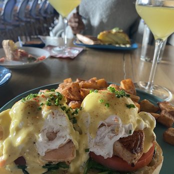 Buena Vida Tapas Bar - Salmon Benedict - Spanish Near Me - Atlanta, Georgia Buena Vida Tapas Bar - Salmon Benedict - Spanish Near Me - Atlanta, Georgia