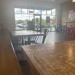 Tropical Smoothie Cafe