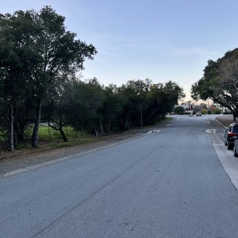 Stanford Hills Park - Parks Near Me - Menlo Park, California