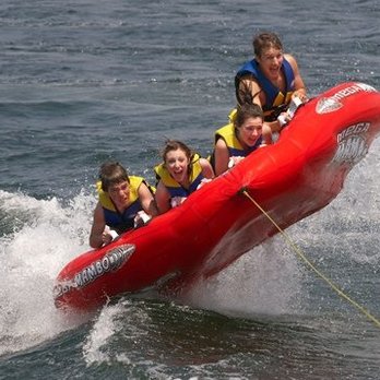 Hamptons Waves - Birthdays - Boat Charters Near Me Hamptons Waves - Birthdays - Boat Charters Near Me