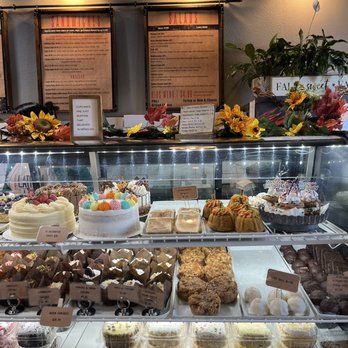 Latham Bakery - Patisserie/Cake Shop Near Me - Forney, Texas
