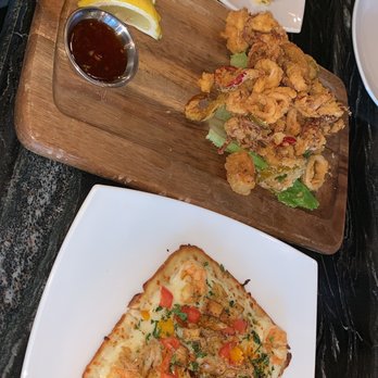Blackwall Hitch - 2 slices of green tomato for $6 - New American Near Me - Baltimore, Maryland Blackwall Hitch - 2 slices of green tomato for $6 - New American Near Me - Baltimore, Maryland