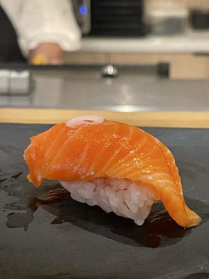 Nomonomo Sushi by null
