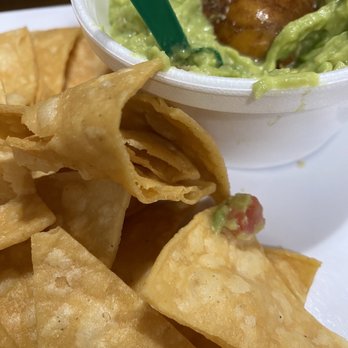 Antojitos Mexicanos Tenorio - Guacamole with tenochips - Mexican Near Me - Miami, Florida Antojitos Mexicanos Tenorio - Guacamole with tenochips - Mexican Near Me - Miami, Florida