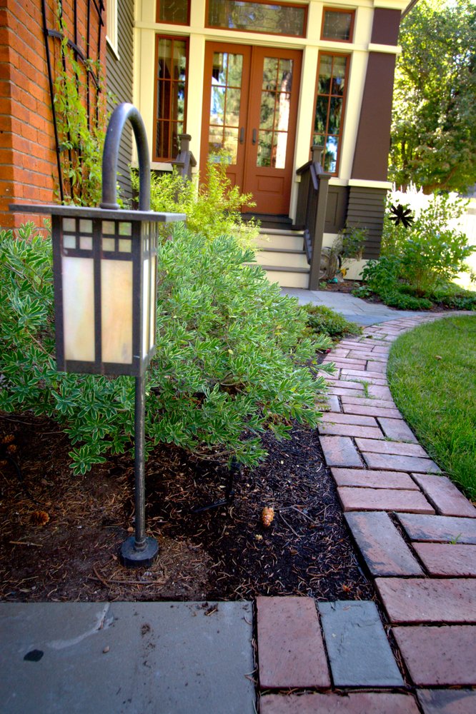 Slide of Blooming Desert Design + Build