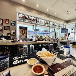 Ambriza - Bar area