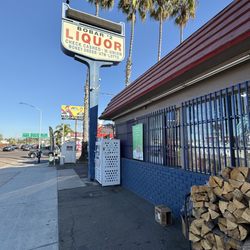 Bobar Liquor II - Entrance facing Palm avenue