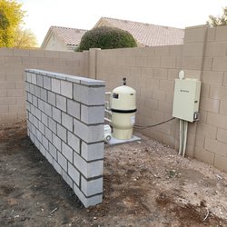 Cactus Hardscape Innovations - Small fence for pool equipment