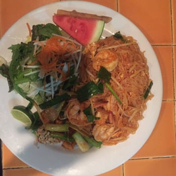 Neecha Thai - Shrimp pad thai - Thai Near Me - Oakland, California Neecha Thai - Shrimp pad thai - Thai Near Me - Oakland, California