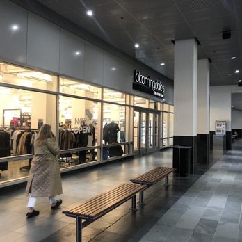 Bloomingdale's - Department Stores Near Me - Los Angeles, California