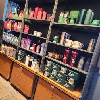 Starbucks - Coffee & Tea Near Me - Reno, Nevada