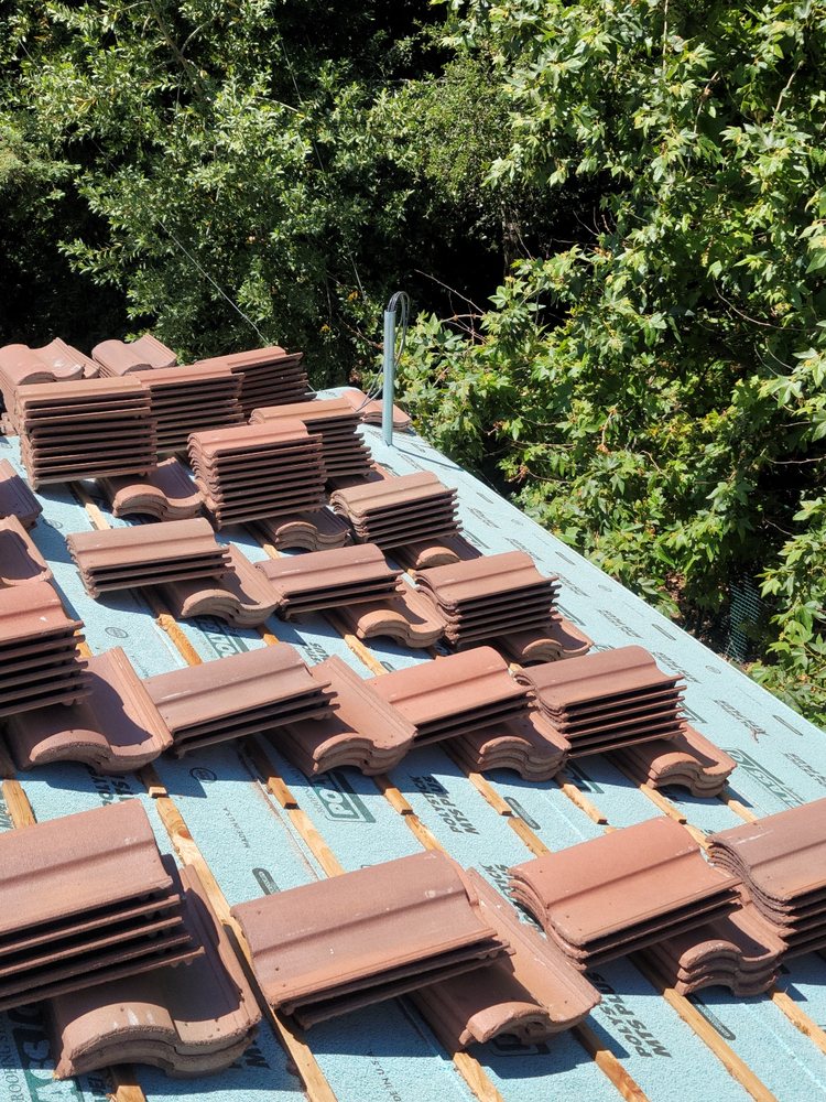 Slide of Calisco Roofing