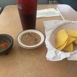 Los Potrillos Mexican - Salsa and chips
