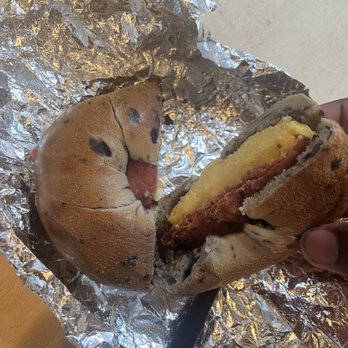 Daily Grind - Bacon egg and cheese on a blueberry bagel - Coffee & Tea Near Me - Baltimore, Maryland