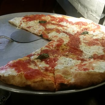 Juliana's - The best Margherita Pizza I've ever had - Pizza Near Me - Brooklyn, New York Juliana's - The best Margherita Pizza I've ever had - Pizza Near Me - Brooklyn, New York