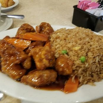 Cafe Chopstix - General tso chicken - Chinese Near Me - Houston, Texas