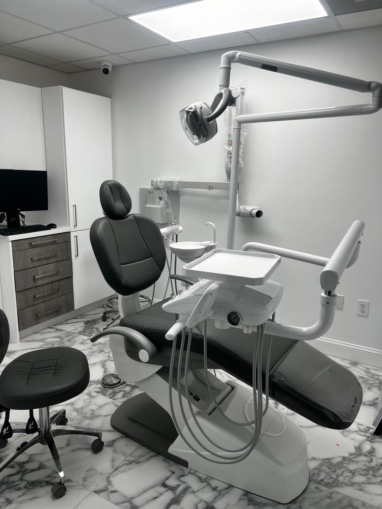 Hallandale Dental Center