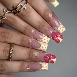 Milano Nail Spa Manvel