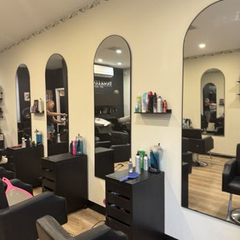 Tangled NYC - Hair Salons Near Me - Brooklyn, New York