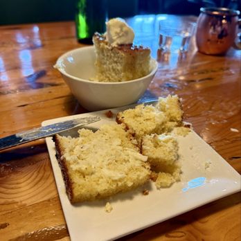 Union Public House - Cornbread w/butter & honey - New American Near Me - Pensacola, Florida