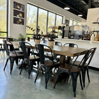 Kinder Kafe - Seating - Coffee & Tea Near Me - Augustine, Florida Kinder Kafe - Seating - Coffee & Tea Near Me - Augustine, Florida