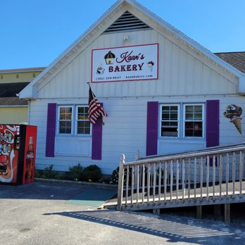 Kaan's Bakery - Exterior - Bakeries Near Me - Millsboro, Delaware